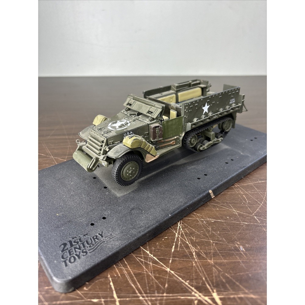 21st Century‎ Toys Ultimate Soldier WWII U.S. Half track M3A1 1:32 With Stand